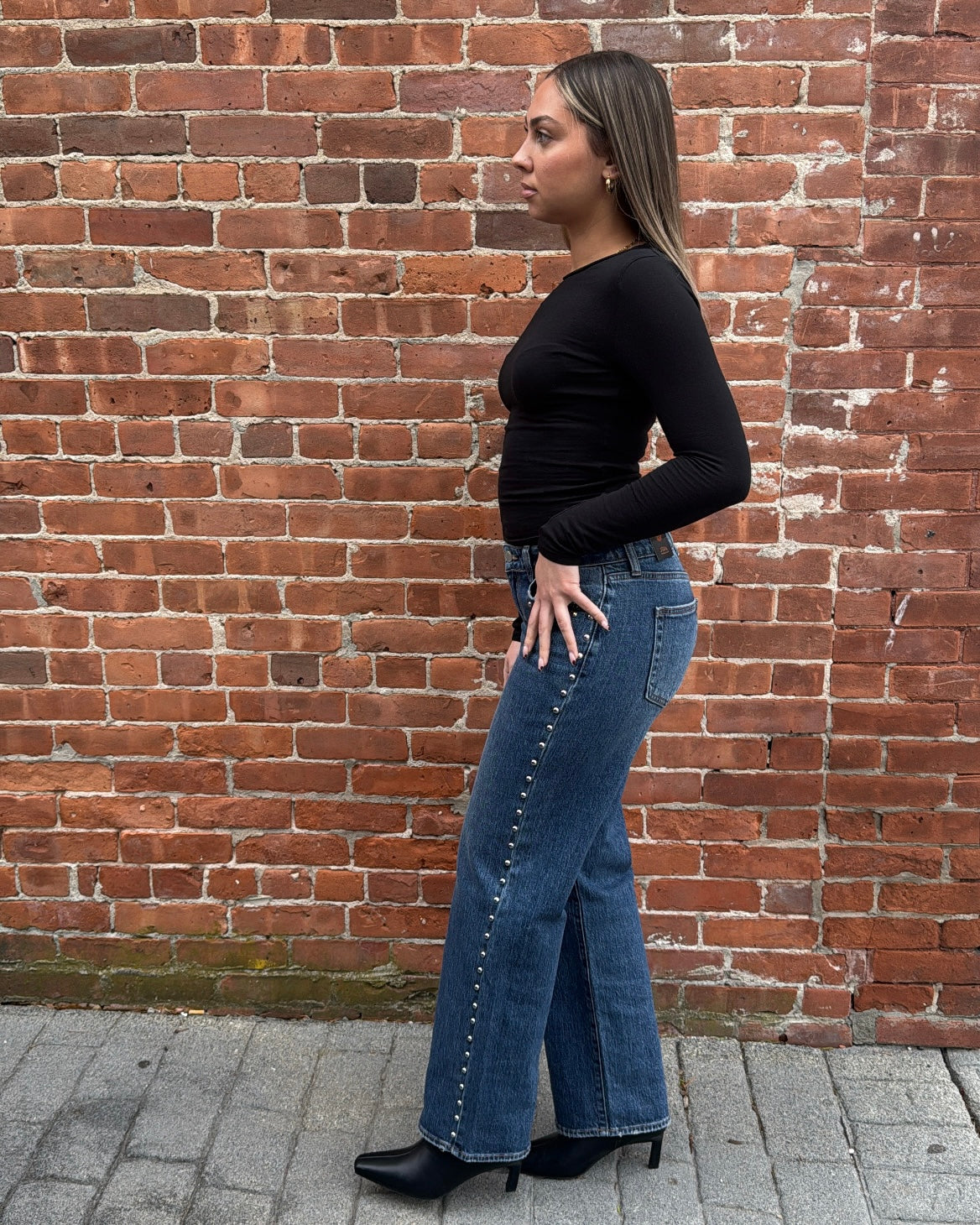 Low Rise Studded Baggy Jean Vintage-Inspired Low-Rise Studded Baggy Denim Jean