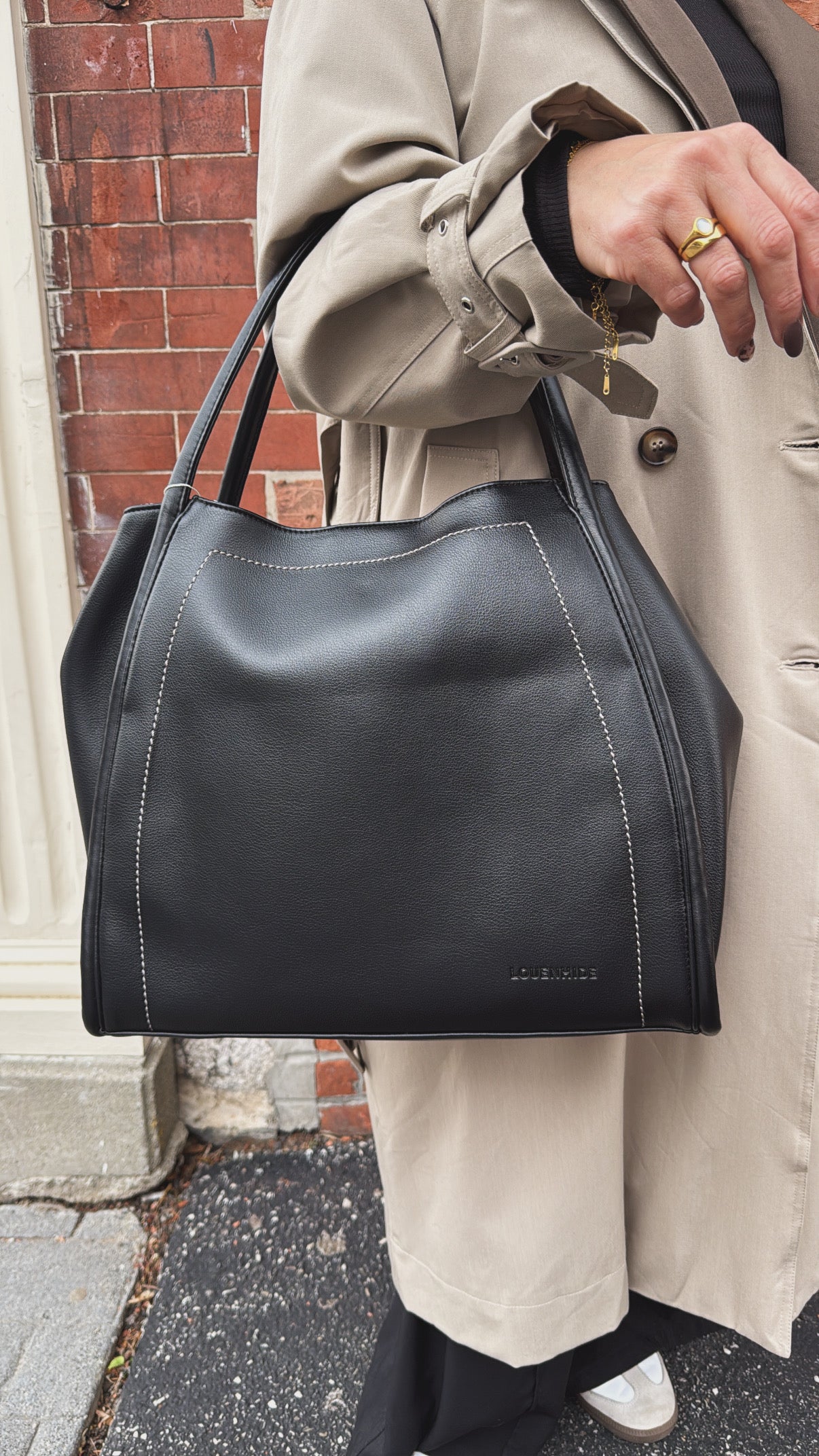 Sutton Shoulder Bag - Black