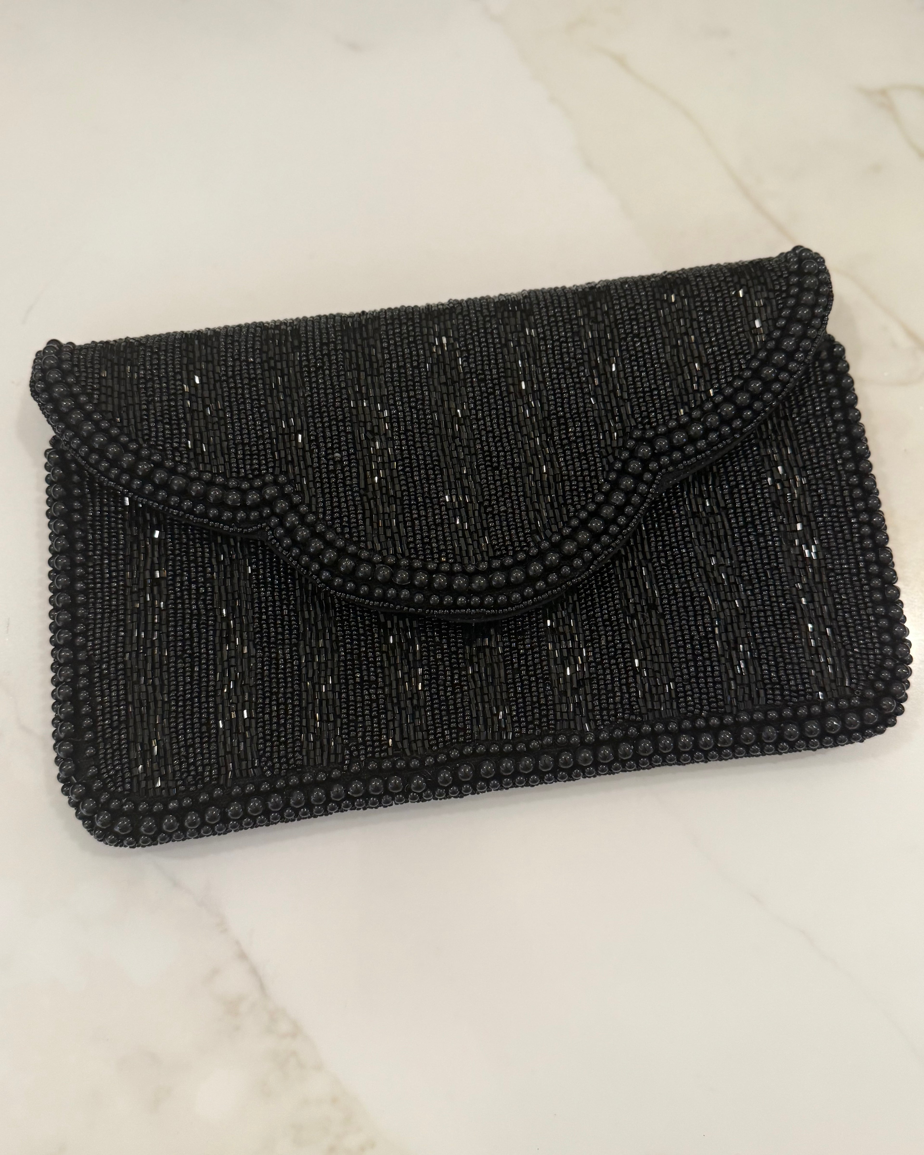 BLACK PEARL SCALLOPED BEADED CLUTCH