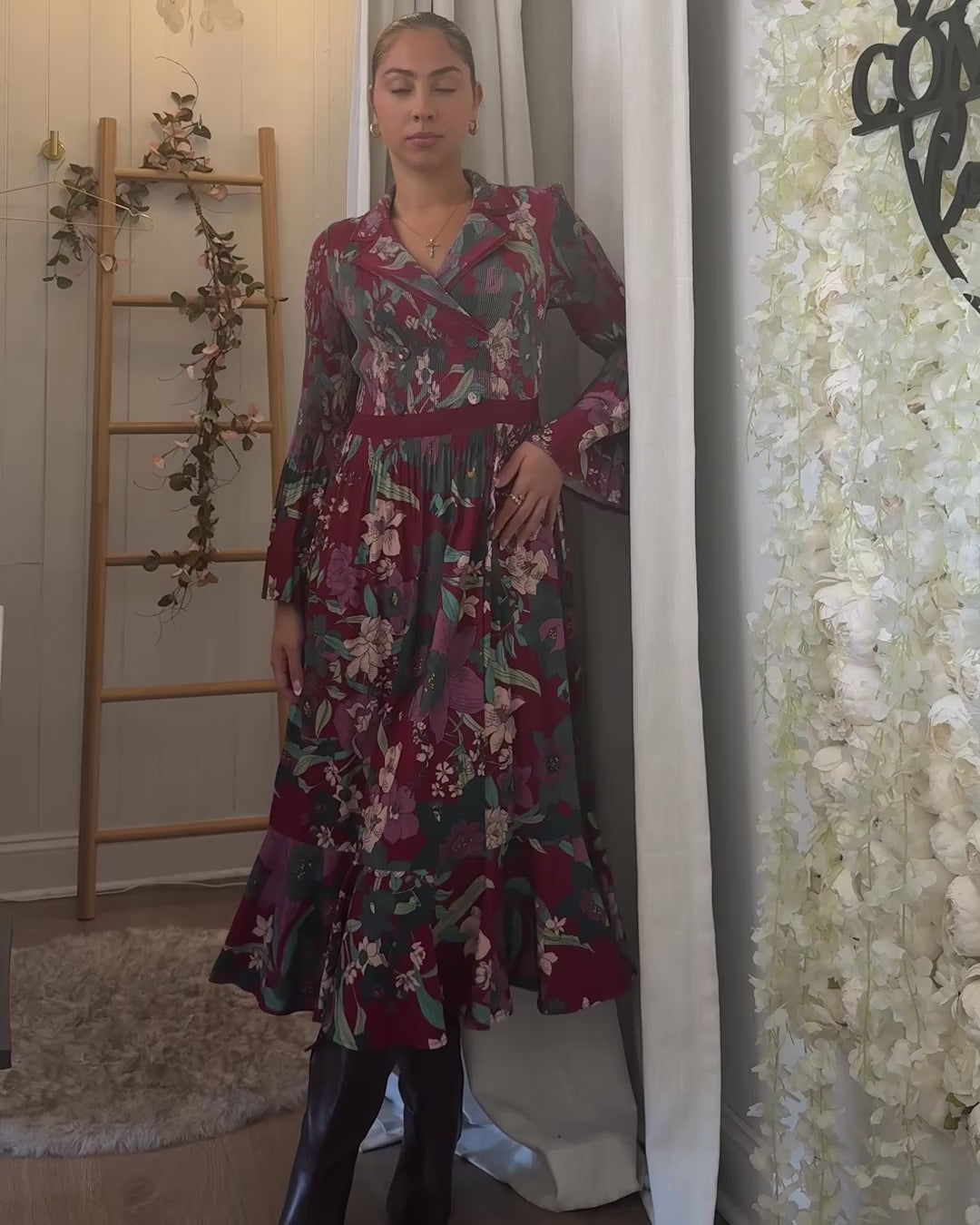 Floral Print Midi Pleated Dress